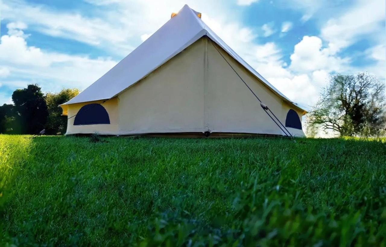 The Homestead West Parley エクステリア 写真